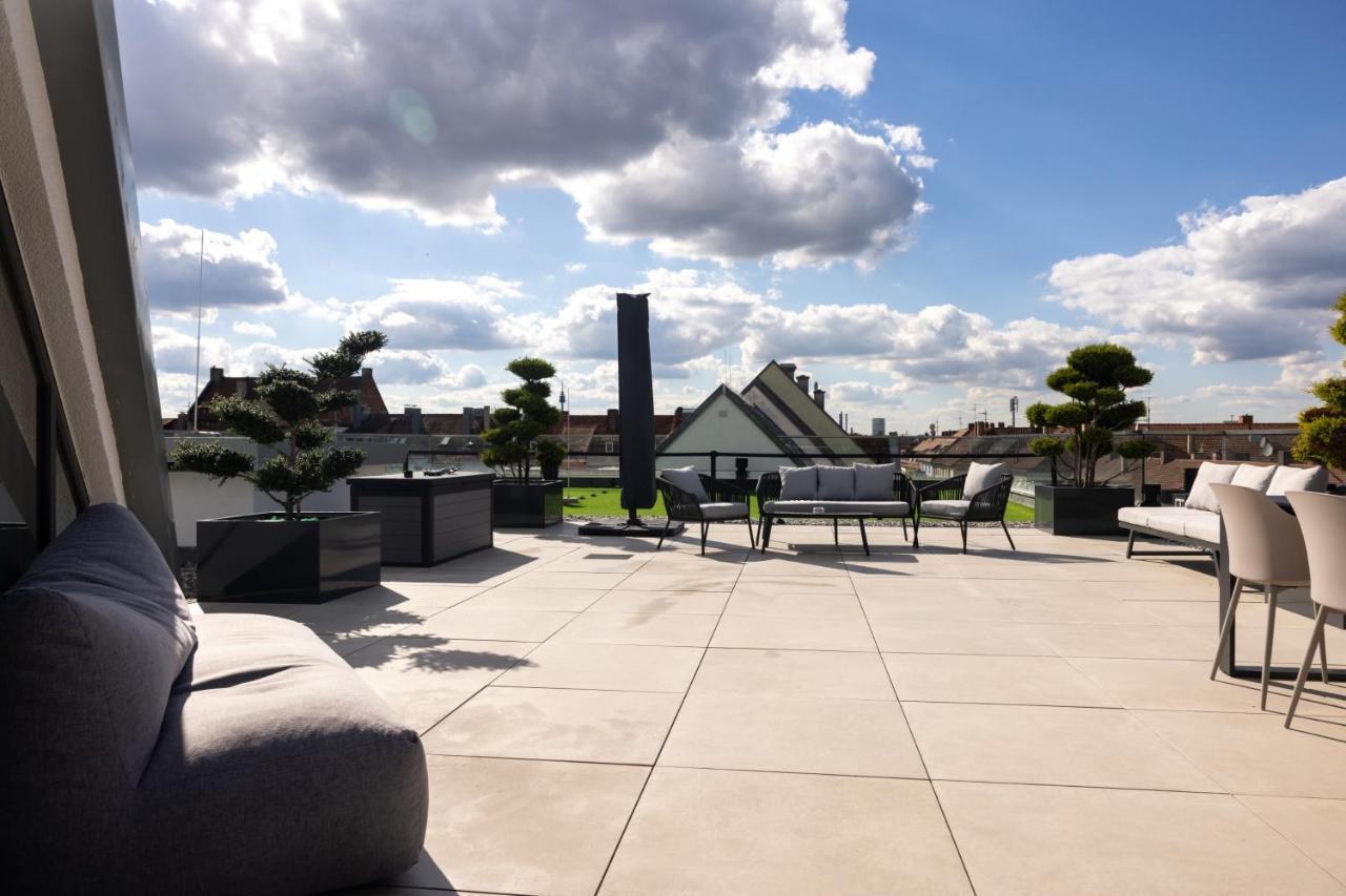 The Penthouse At Eco Smart Apartments Nuremberg Bagian luar foto