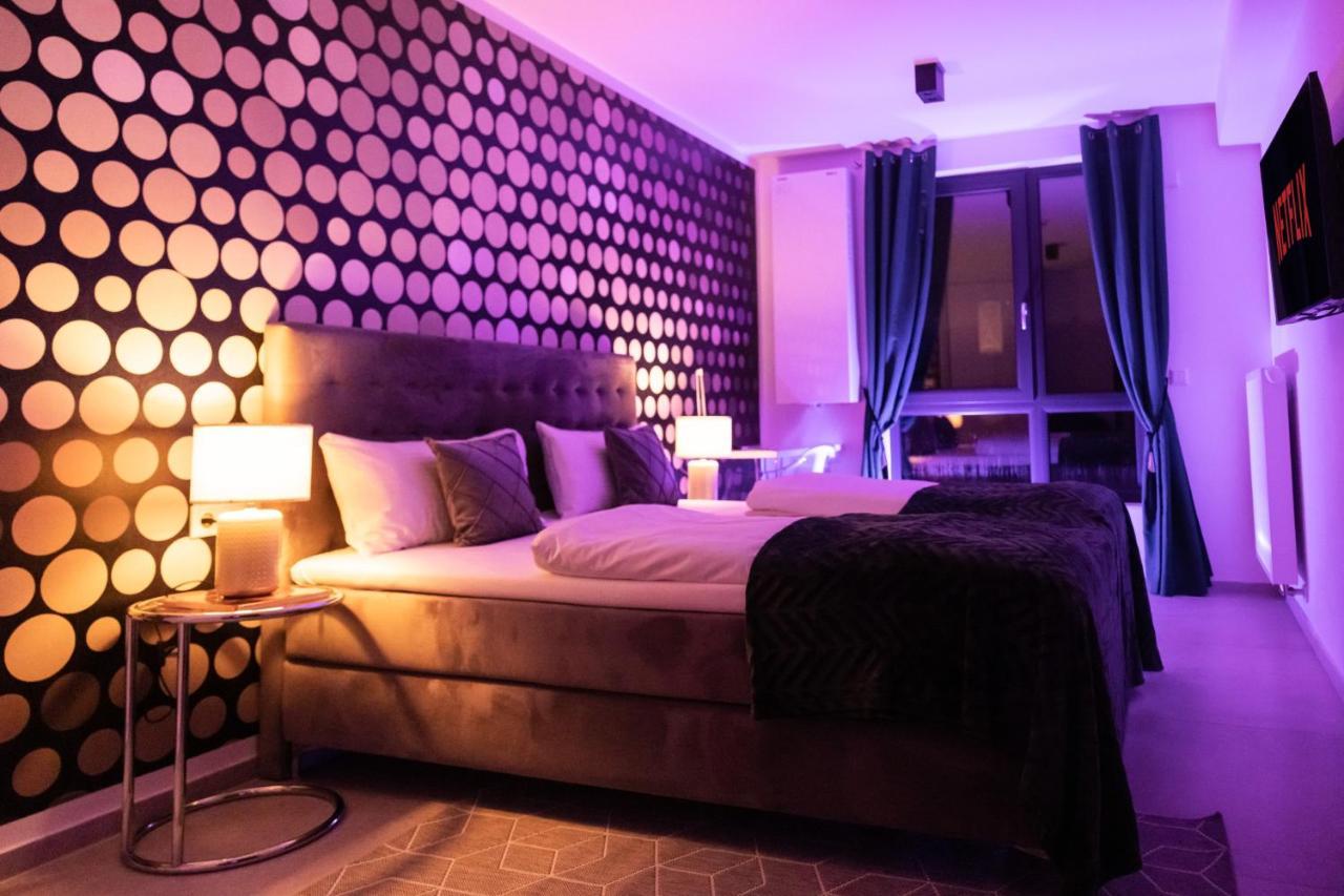 The Penthouse At Eco Smart Apartments Nuremberg Bagian luar foto