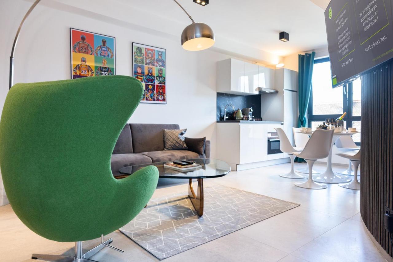 The Penthouse At Eco Smart Apartments Nuremberg Bagian luar foto