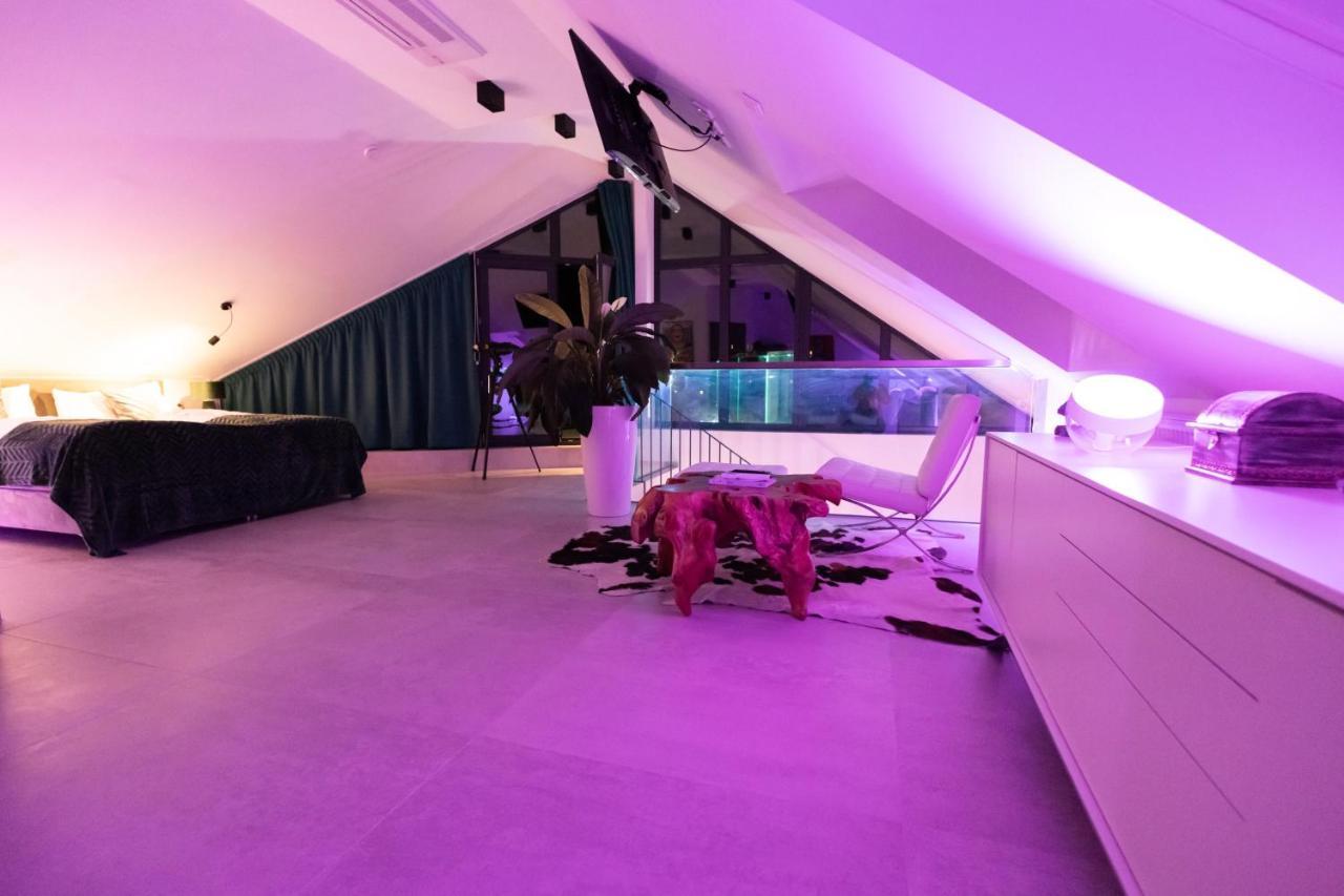 The Penthouse At Eco Smart Apartments Nuremberg Bagian luar foto