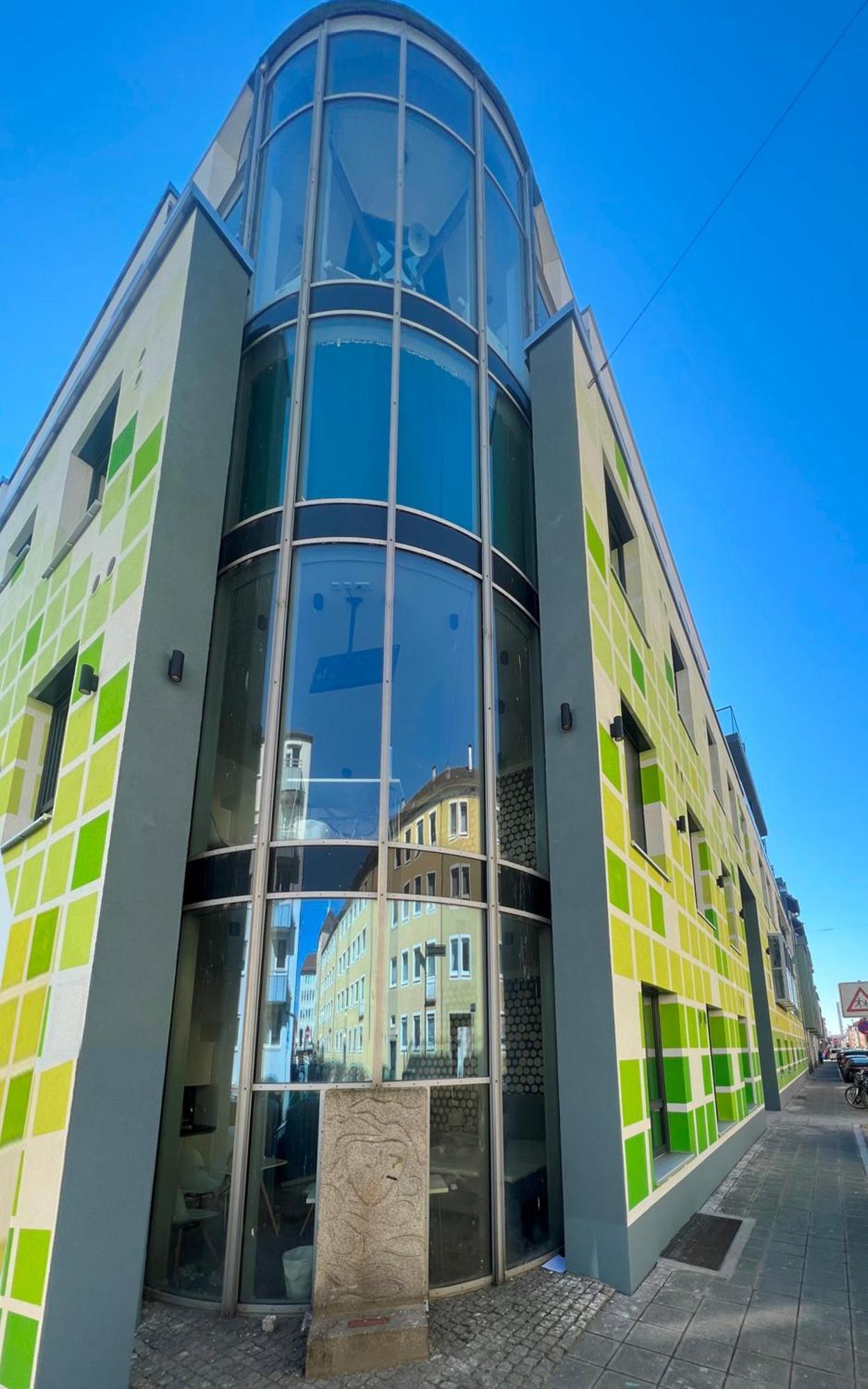 The Penthouse At Eco Smart Apartments Nuremberg Bagian luar foto